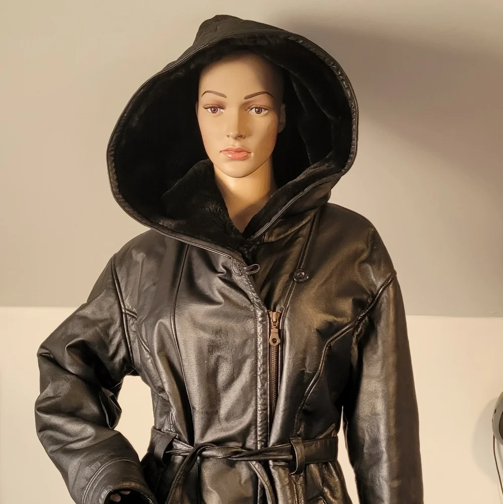 Wilsons Leather Women's Black Tie Waist Zipper Leather Faux Fur Coat Sz L W/Hood - Picture 2 of 14